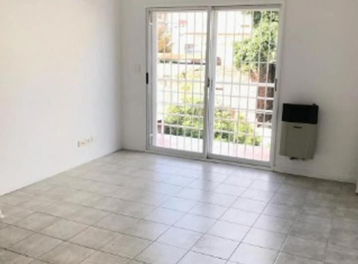 Departamento · 48m² · 2 Ambientes · 1 Cochera