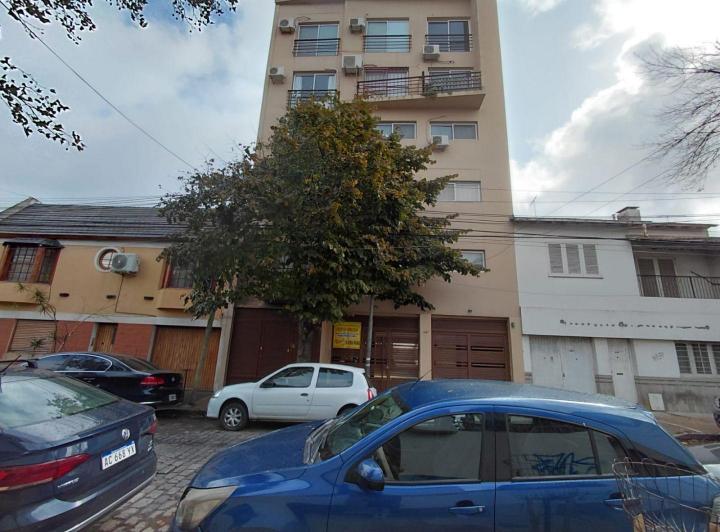 Departamento · 54m² · 2 Ambientes · 1 Cochera