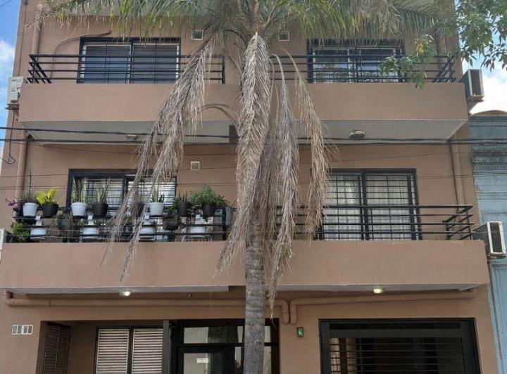 Departamento · 50m² · 2 Ambientes · 1 Cochera