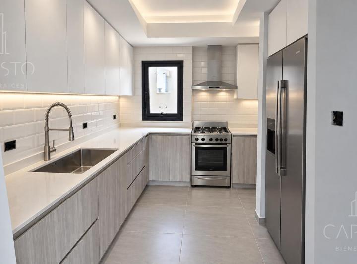 Departamento · 80m² · 4 Ambientes · 2 Cocheras