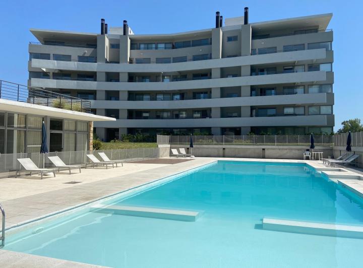 Departamento · 70m² · 2 Ambientes · 1 Cochera
