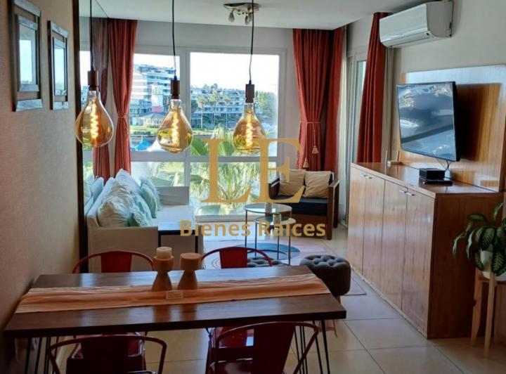 Departamento · 60m² · 2 Ambientes · 1 Cochera