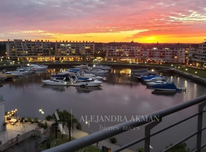 Departamento · 81m² · 3 Ambientes · 1 Cochera