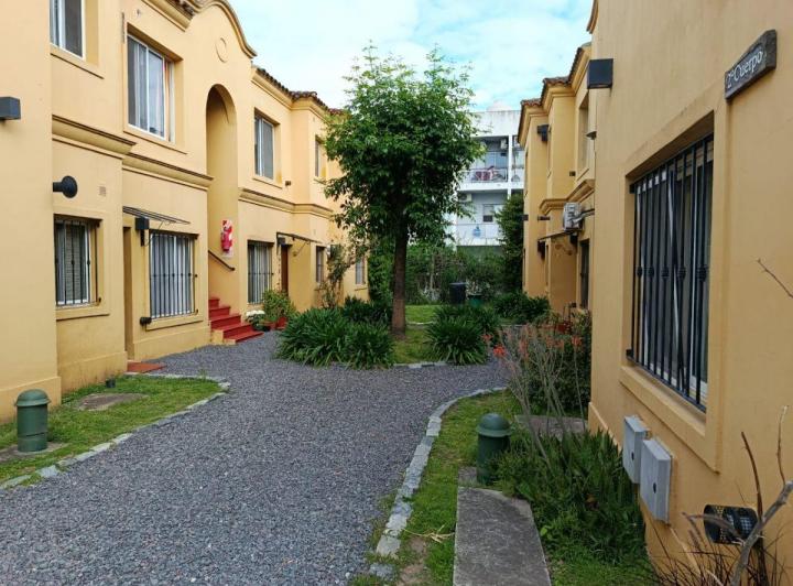 Departamento · 53m² · 3 Ambientes · 1 Cochera