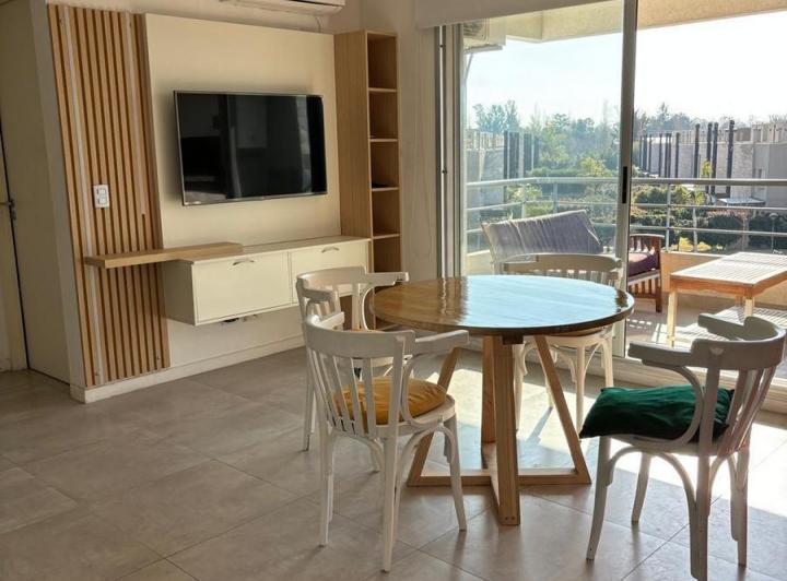 Departamento · 40m² · 2 Ambientes · 1 Cochera