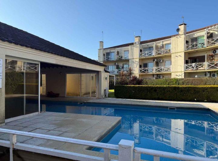 Departamento · 45m² · 2 Ambientes · 2 Cocheras
