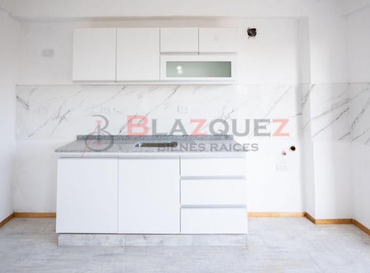 Departamento · 60m² · 3 Ambientes · 1 Cochera