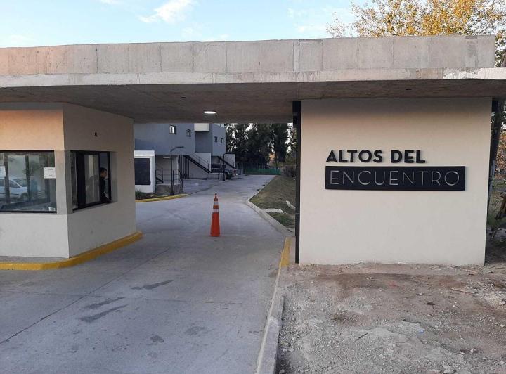 Departamento · 74m² · 3 Ambientes · 1 Cochera
