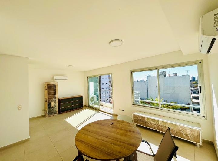 Departamento · 80m² · 2 Ambientes · 1 Cochera