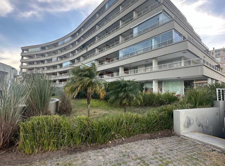 Departamento · 45m² · 2 Ambientes · 1 Cochera