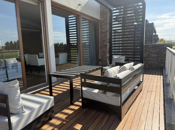 Departamento · 83m² · 2 Ambientes · 1 Cochera