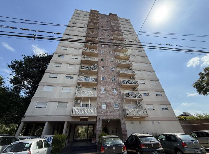 Departamento · 62m² · 4 Ambientes · 1 Cochera