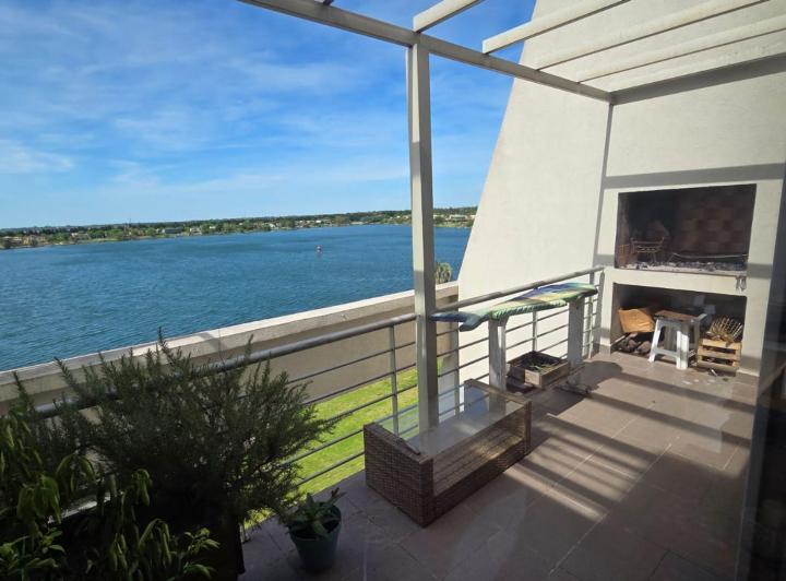 Departamento · 65m² · 2 Ambientes · 1 Cochera