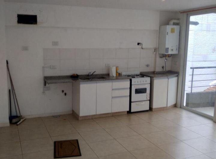 Departamento · 50m² · 2 Ambientes · 1 Cochera