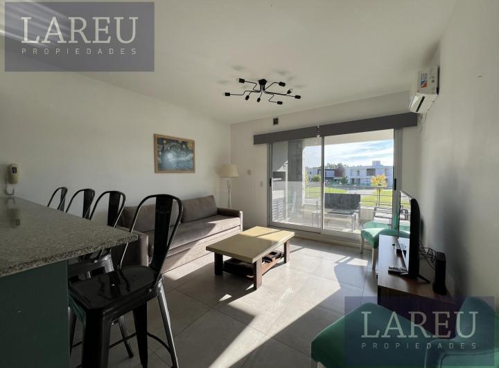 Departamento · 40m² · 2 Ambientes · 1 Cochera