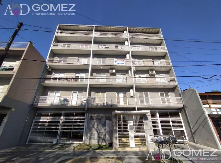 Departamento · 58m² · 3 Ambientes · 1 Cochera