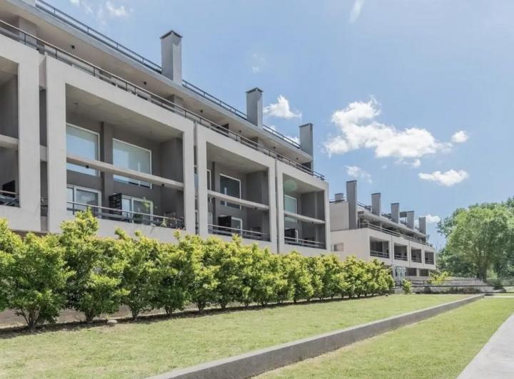 Departamento · 74m² · 2 Ambientes · 1 Cochera