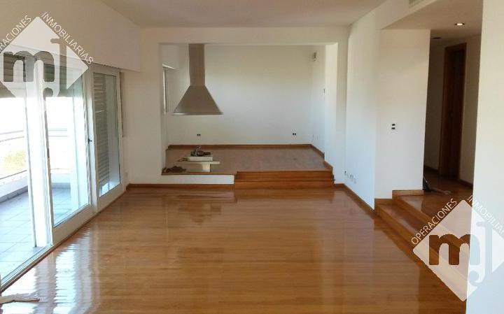 Departamento · 220m² · 5 Ambientes · 1 Cochera