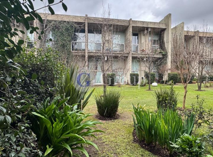 Departamento · 68m² · 2 Ambientes · 1 Cochera