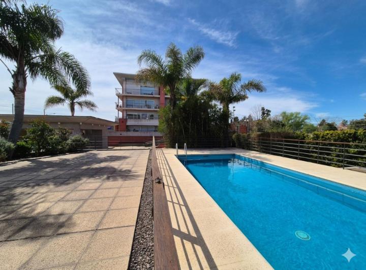 Departamento · 49m² · 2 Ambientes · 1 Cochera