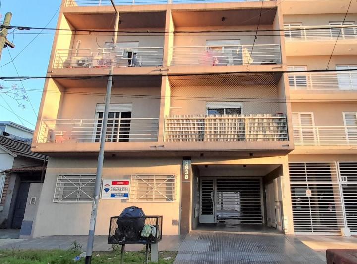 Departamento · 43m² · 2 Ambientes · 1 Cochera