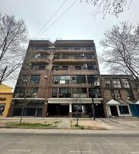 Departamento · 65m² · 30 Ambientes · 1 Cochera