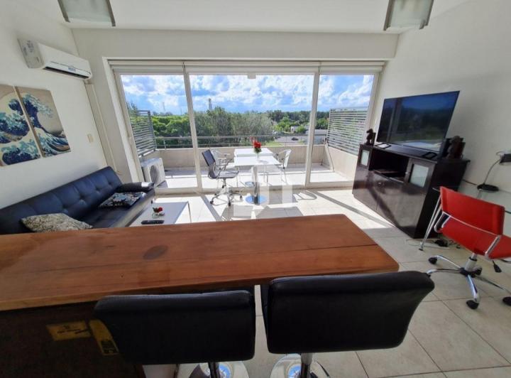 Departamento · 50m² · 2 Ambientes · 1 Cochera