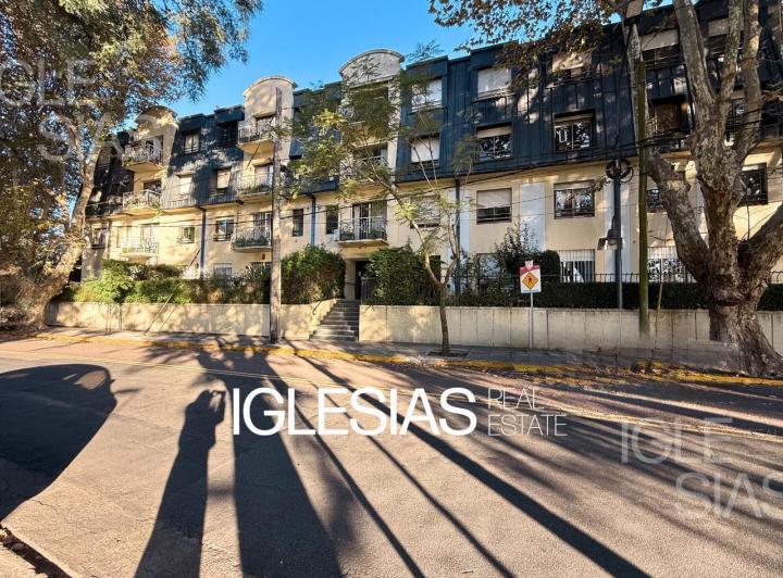 Departamento · 70m² · 3 Ambientes · 70 Cocheras
