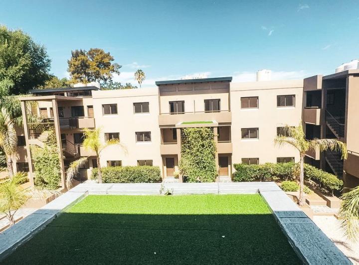 Departamento · 82m² · 3 Ambientes · 6 Cocheras