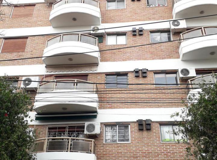 Departamento · 42m² · 2 Ambientes · 1 Cochera