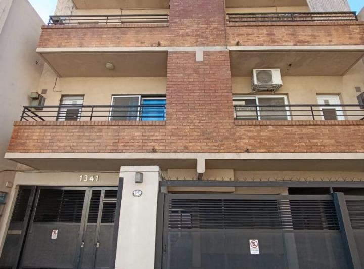 Departamento · 43m² · 2 Ambientes · 1 Cochera