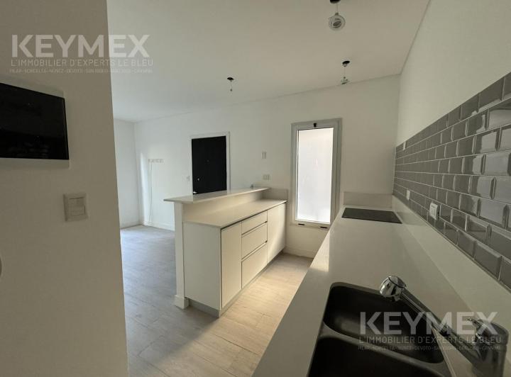 Departamento · 49m² · 2 Ambientes · 1 Cochera