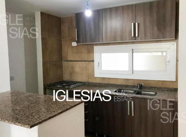 Departamento · 80m² · 3 Ambientes · 1 Cochera