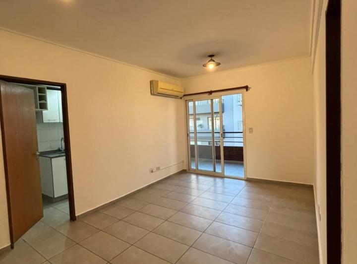 Departamento · 50m² · 2 Ambientes · 1 Cochera