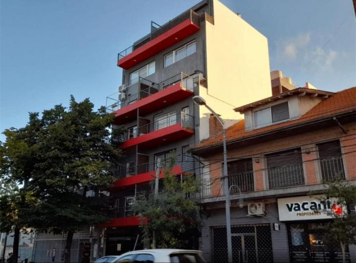 Departamento · 45m² · 2 Ambientes · 1 Cochera