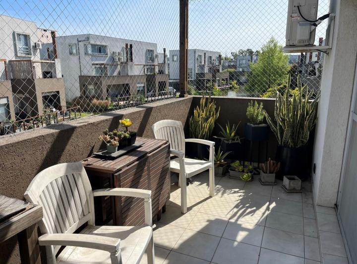 Departamento · 71m² · 33 Ambientes · 1 Cochera