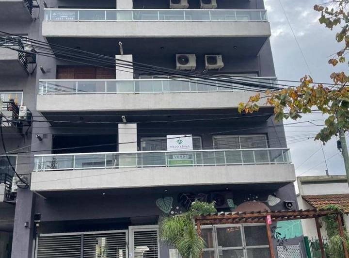 Departamento · 50m² · 2 Ambientes · 2 Cocheras