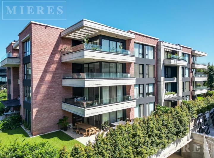 Departamento · 147m² · 4 Ambientes