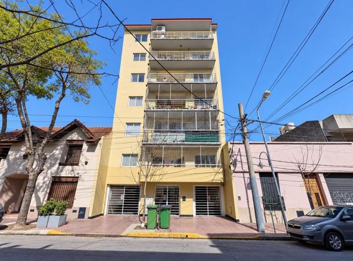 Departamento · 80m² · 3 Ambientes · 1 Cochera