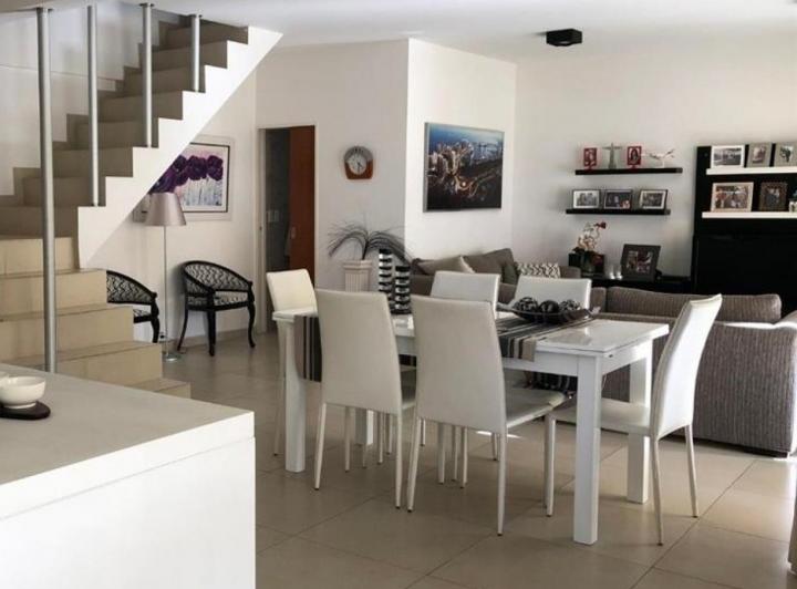 Departamento · 160m² · 4 Ambientes