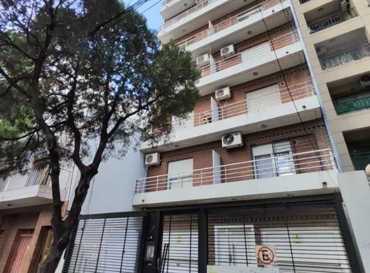 Departamento · 80m² · 4 Ambientes
