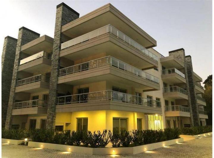 Departamento · 54m² · 2 Ambientes · 1 Cochera