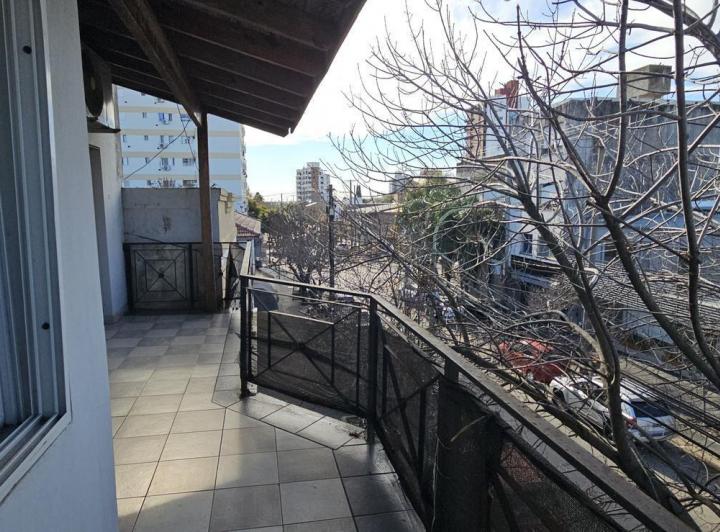 Departamento · 81m² · 4 Ambientes · 1 Cochera