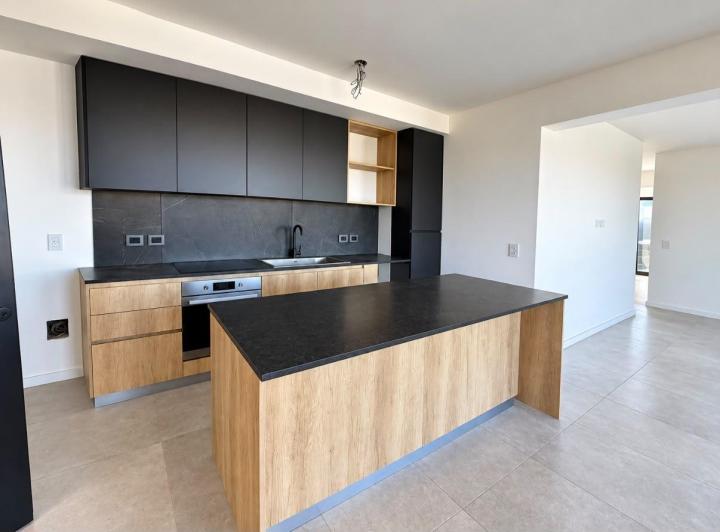 Departamento · 60m² · 2 Ambientes · 1 Cochera