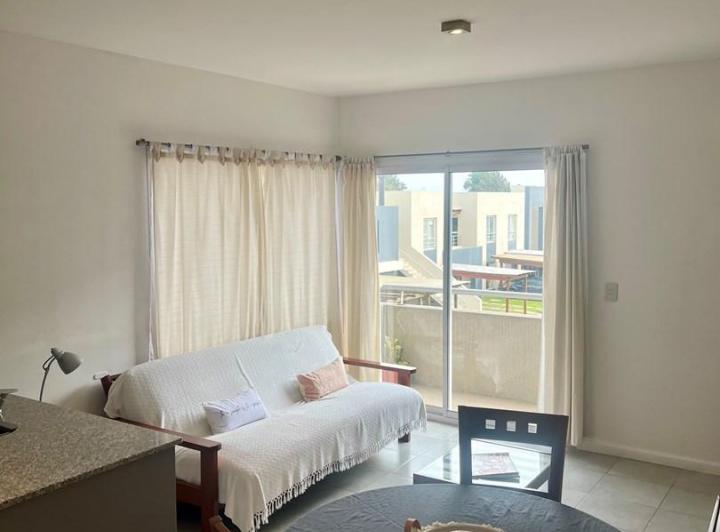 Departamento · 50m² · 2 Ambientes · 1 Cochera