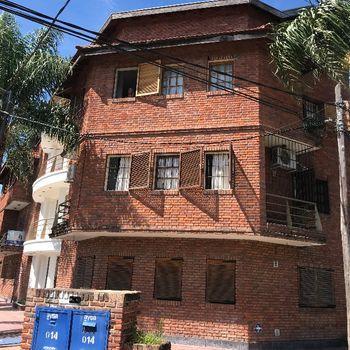 Departamento · 50m² · 2 Ambientes · 1 Cochera