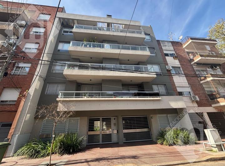 Departamento · 75m² · 3 Ambientes · 1 Cochera