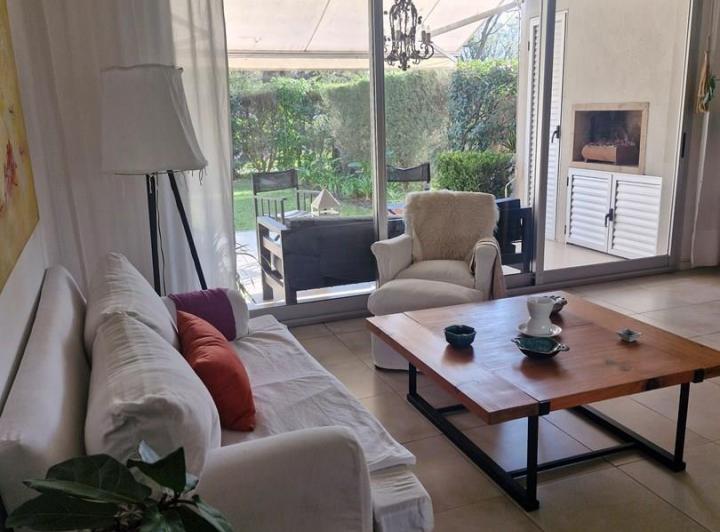 Departamento · 80m² · 4 Ambientes · 1 Cochera