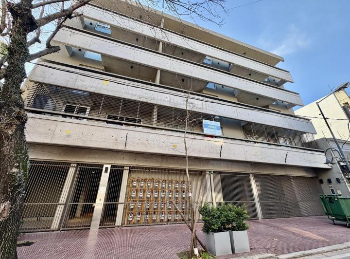 Departamento · 48m² · 2 Ambientes · 1 Cochera