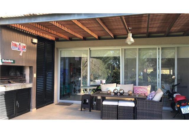 Departamento · 72ha · 3 Ambientes · 1 Cochera